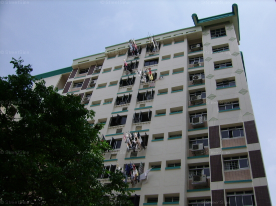 Tampines Street 42 thumbnail photo